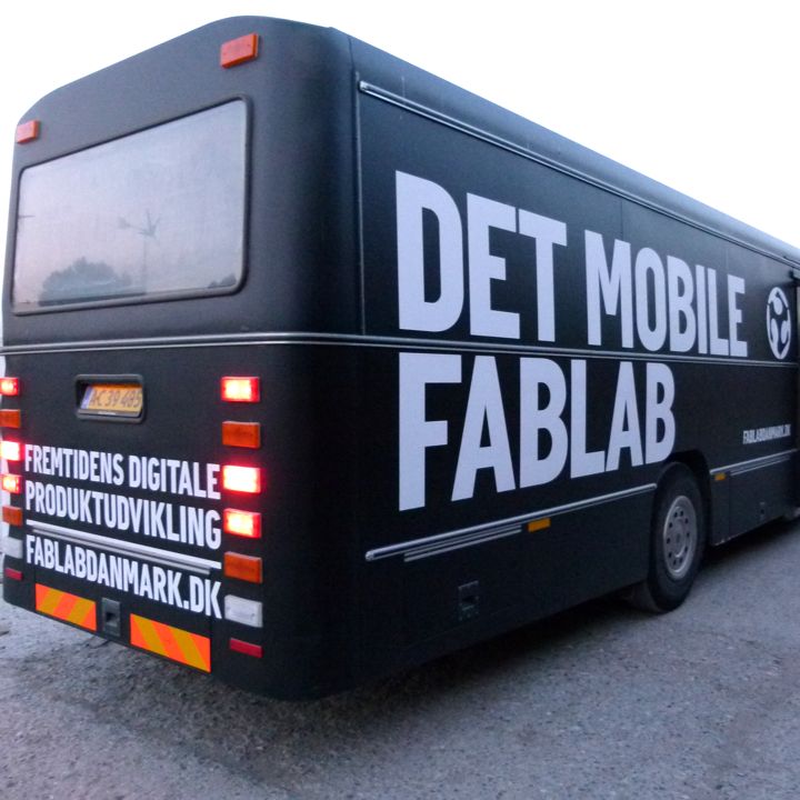 Det mobile FabLab ankommer